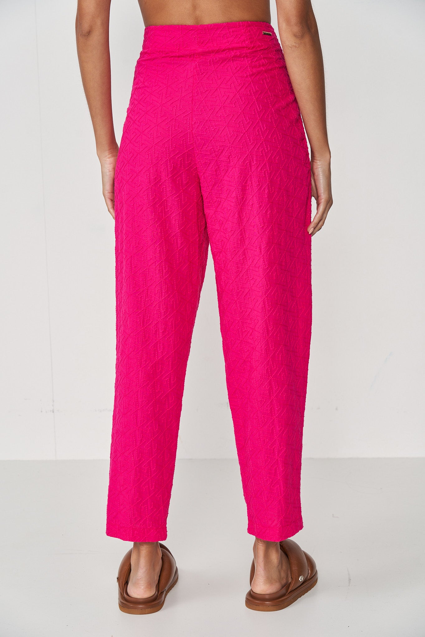 Calça Bordada